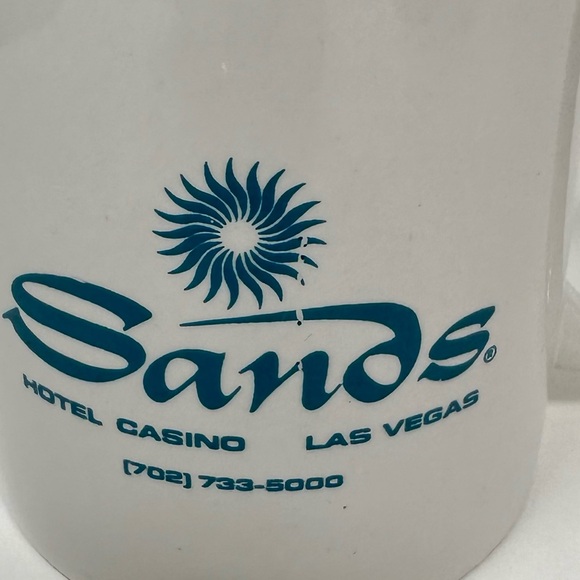 Vintage Sands Hotel Casino and Las Vegas Souvenir Coffee Tea Mugs - Picture 16 of 16